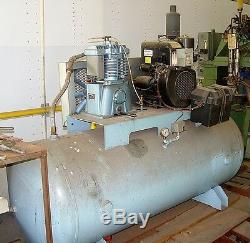 18 Hp Wisconsin LP Engine Curtis E-57 Reciprocating Air Compressor 18 CFM@175psi
