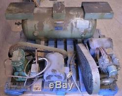 1979 Buckeye Boiler 30 Gallon Horizontal Compressed Air Tank with (2) Compressors