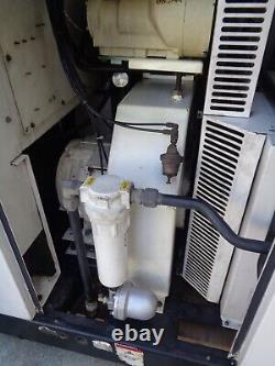 1995 Ingersoll Rand SSR-EP30SE 30 hp rotary screw air compressor