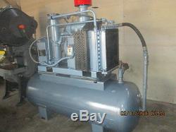 30HP QUINCY QST-30 ROTARY SCREW TANK MOUNTED AIR COMPRESSOR with WATER INTERCOOLER