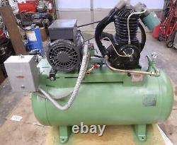 Air Compressor Speedaire 3Z198 with 5 HP Dayton Motor 60 Gallon