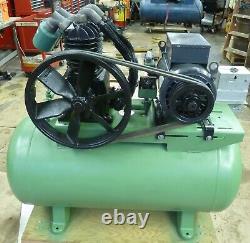 Air Compressor Speedaire 3Z198 with 5 HP Dayton Motor 60 Gallon