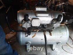 Gast 30 Gallon Electric Air Compressor. 110 Or 220. Slightly Used. But Still New