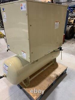 INGERSOLL RAND UP6-CTAS-15OWithD 15HP TANK MOUNTED ROTARY SCREW WITH AIR DRYER