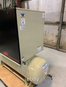 INGERSOLL RAND UP6-CTAS-15OWithD 15HP TANK MOUNTED ROTARY SCREW WITH AIR DRYER