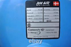 Jun-Air Model 12-40 Quiet Running Air Compressor Dental/Industrial Pressure tool
