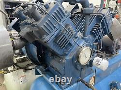 Quincy 5120 15HP Piston Air Compressor with 200 Gallon Air Tank
