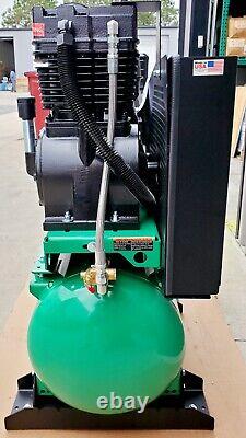 SPEEDAIRE AG2-SH13-30G Air Compressor Generator 2 Stage 6EWK5 GX390 240V 15.7cfm