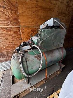 Speedaire Cast Iron Series Horizontal 10 HP Air Compressor Model J113